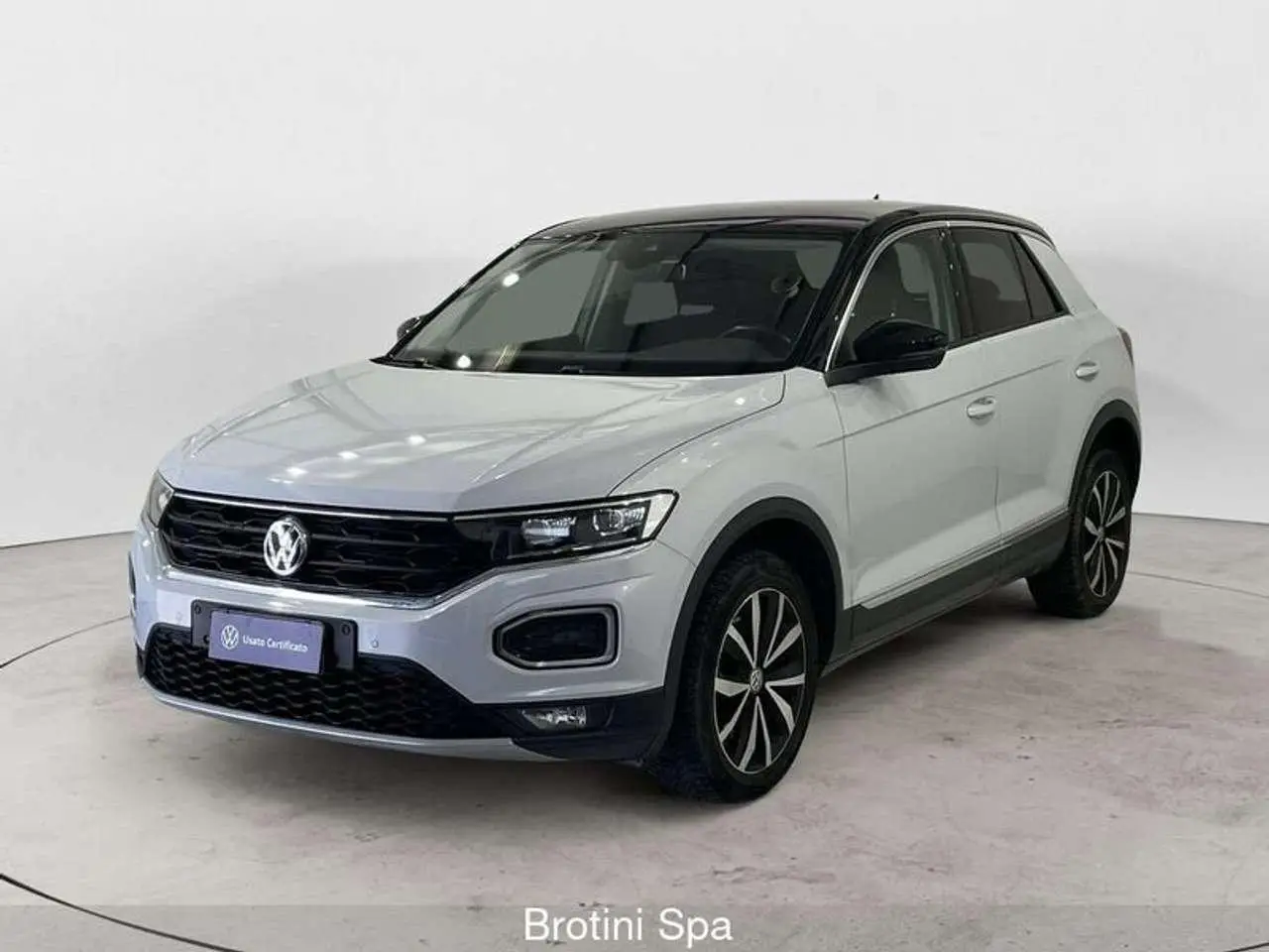 Photo 1 : Volkswagen T-roc 2018 Diesel