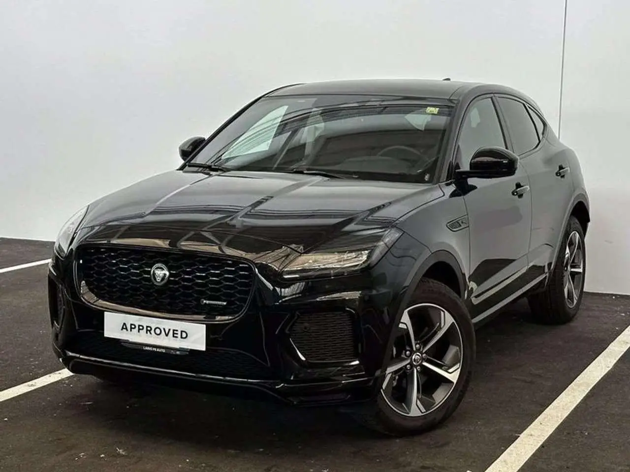 Photo 1 : Jaguar E-pace 2023 Hybrid