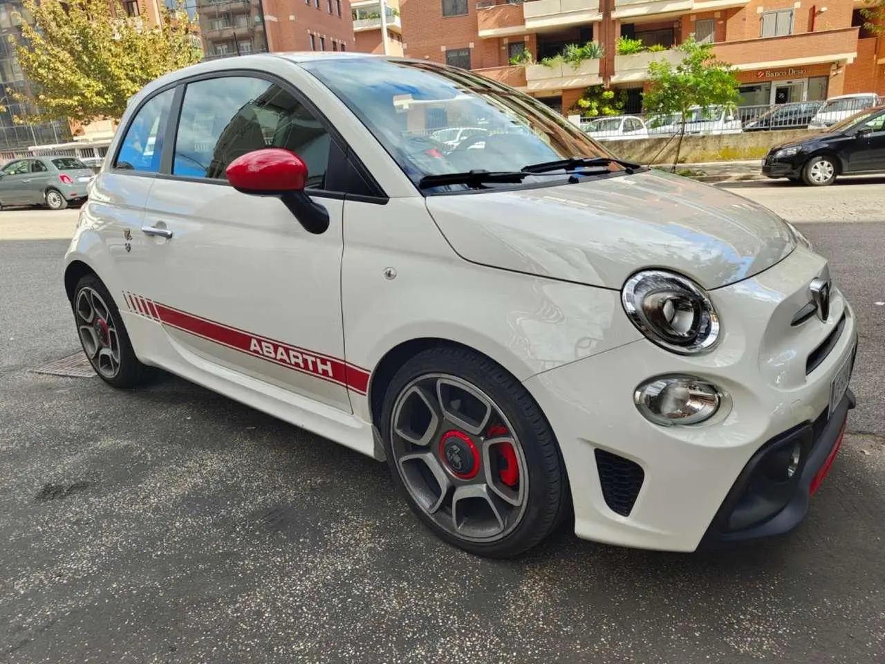 Photo 1 : Abarth 595 2021 Essence