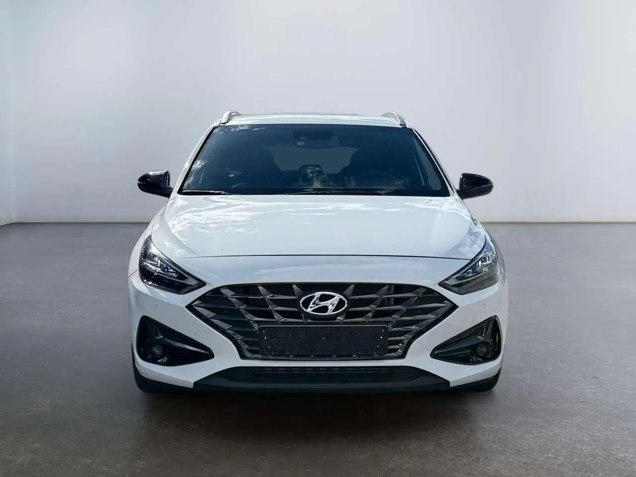 Photo 1 : Hyundai I30 2024 Petrol