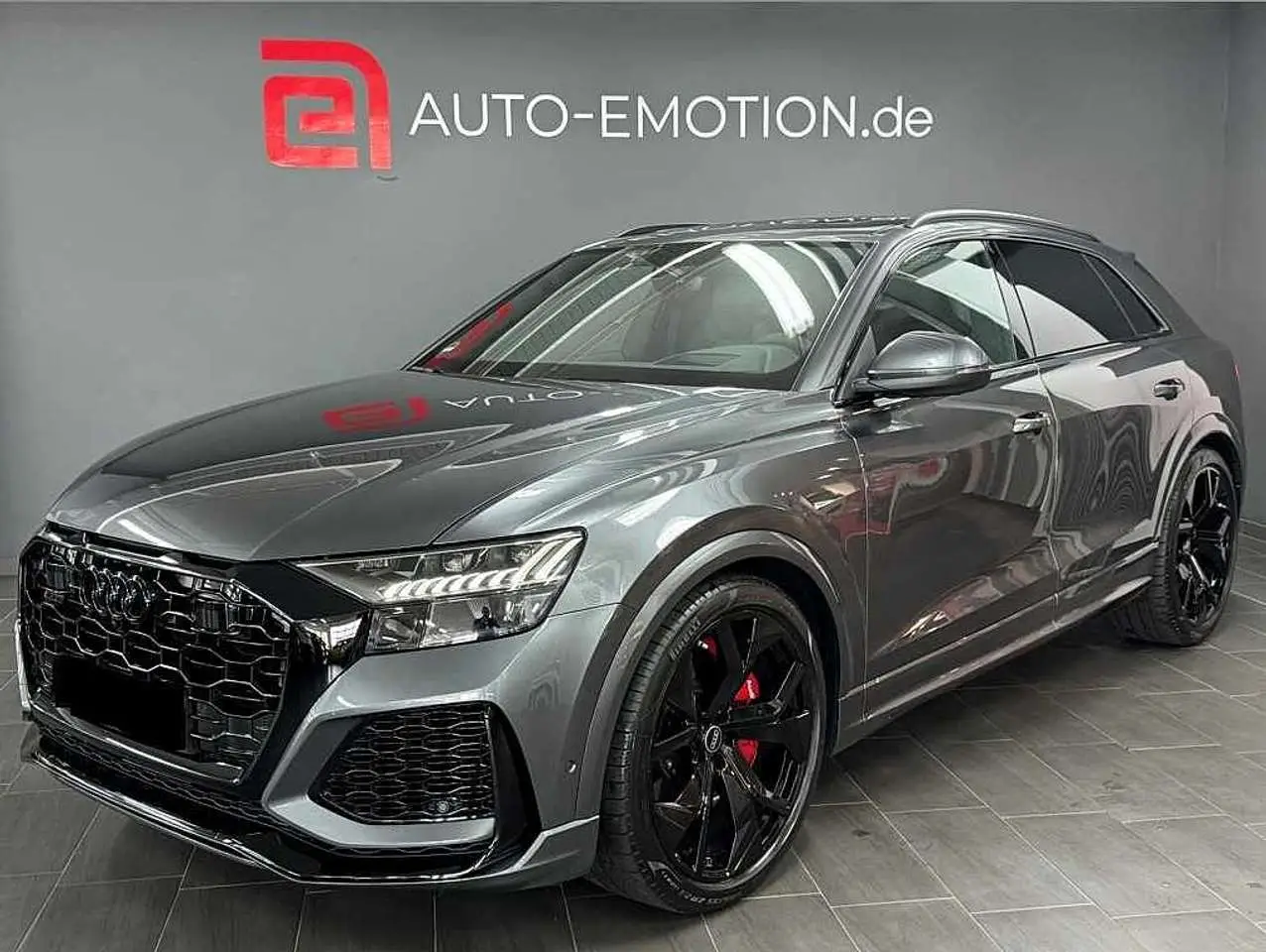 Photo 1 : Audi Rsq8 2023 Essence