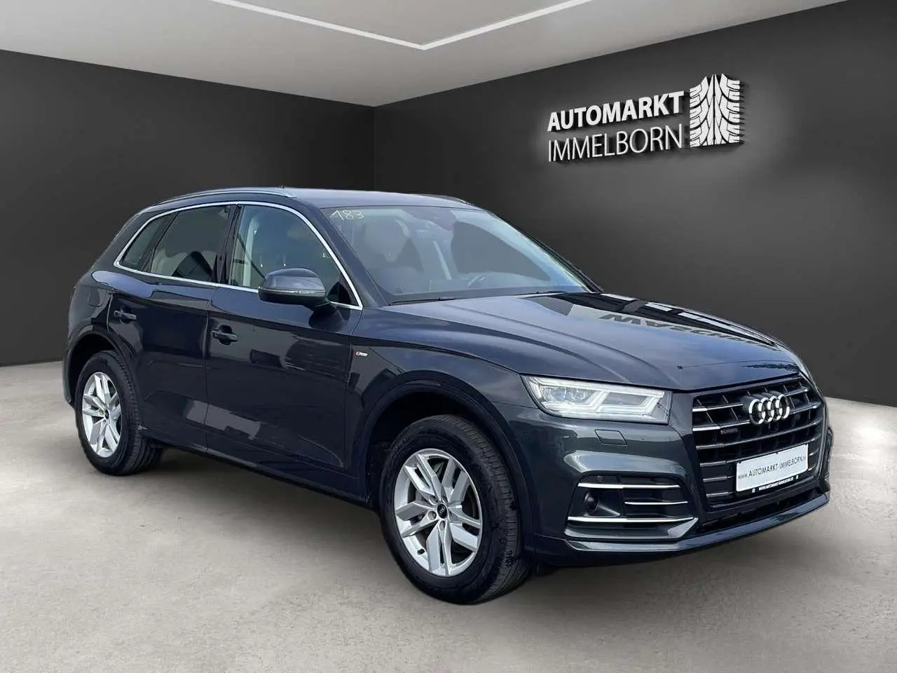 Photo 1 : Audi Q5 2020 Hybrid