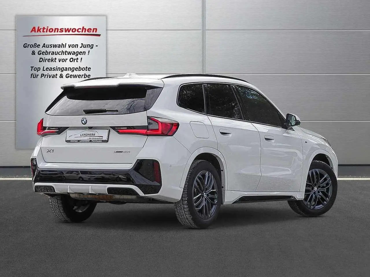 Photo 1 : Bmw X1 2023 Essence