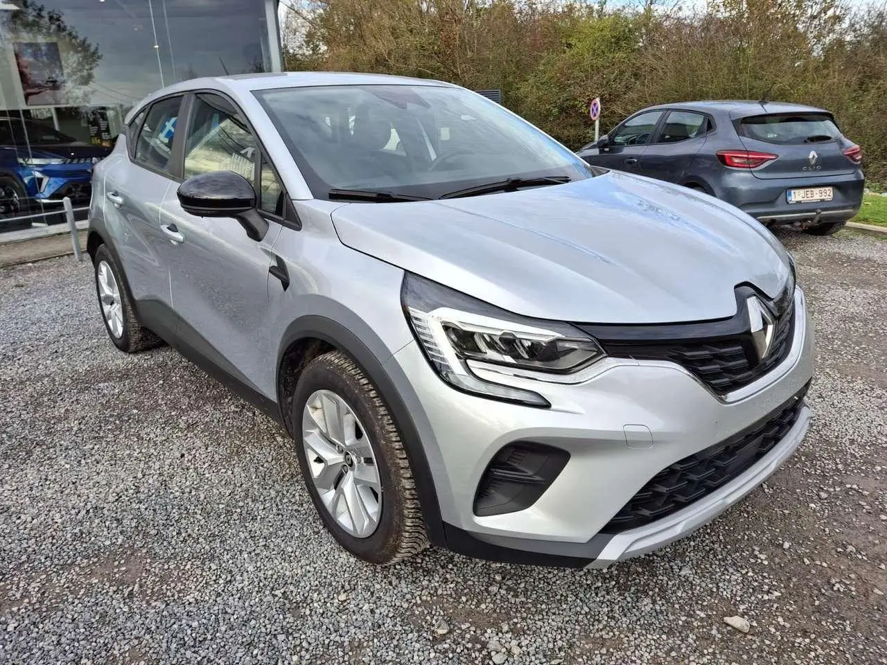 Photo 1 : Renault Captur 2021 Petrol