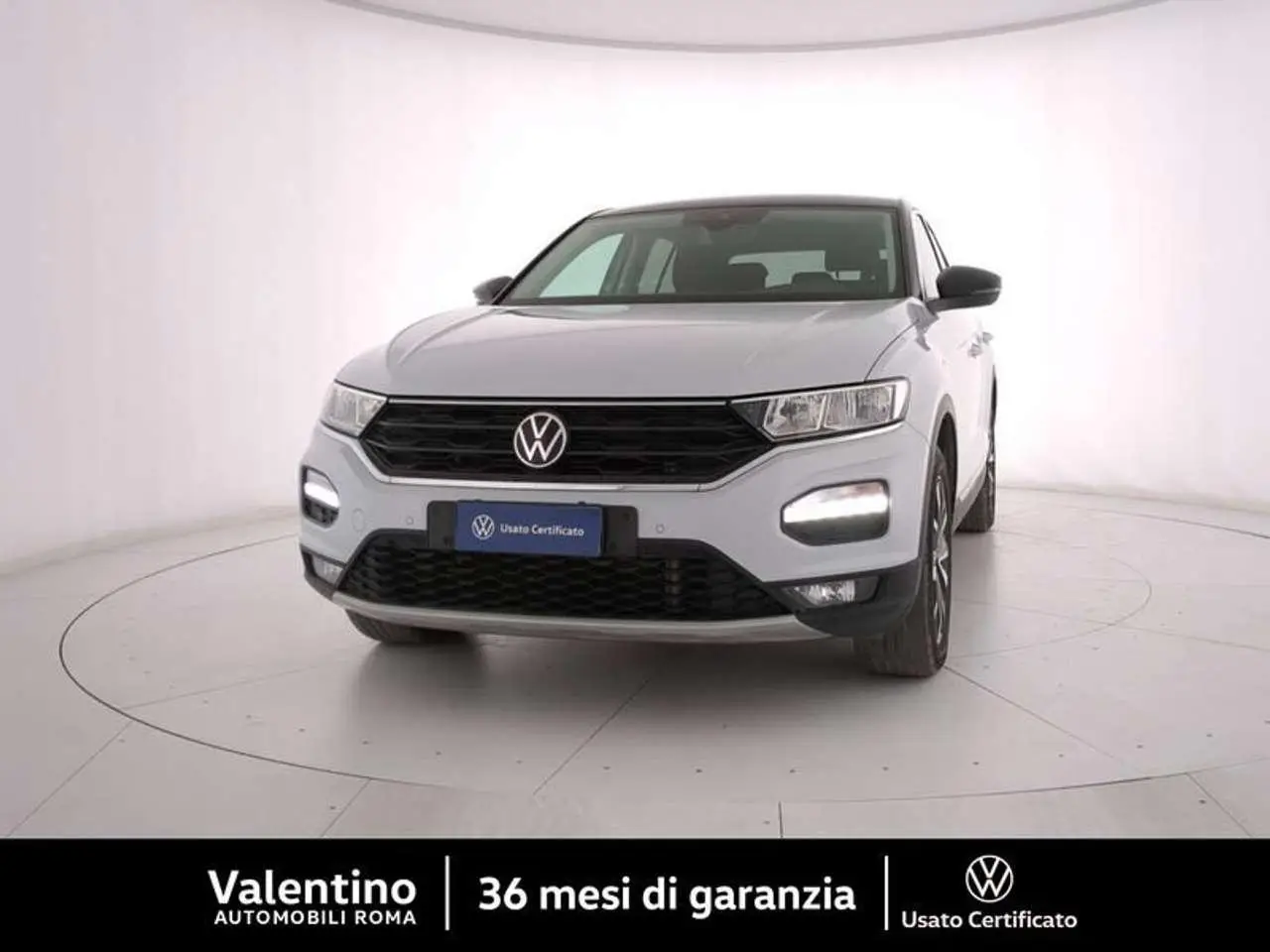 Photo 1 : Volkswagen T-roc 2021 Essence