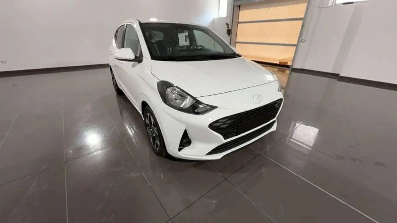 Photo 1 : Hyundai I10 2024 Essence