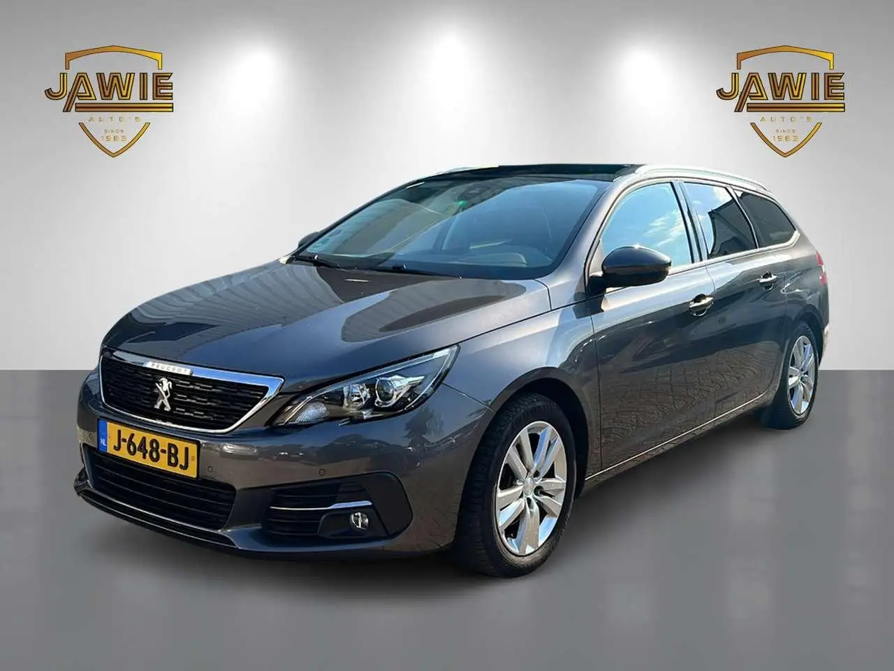 Photo 1 : Peugeot 308 2020 Petrol