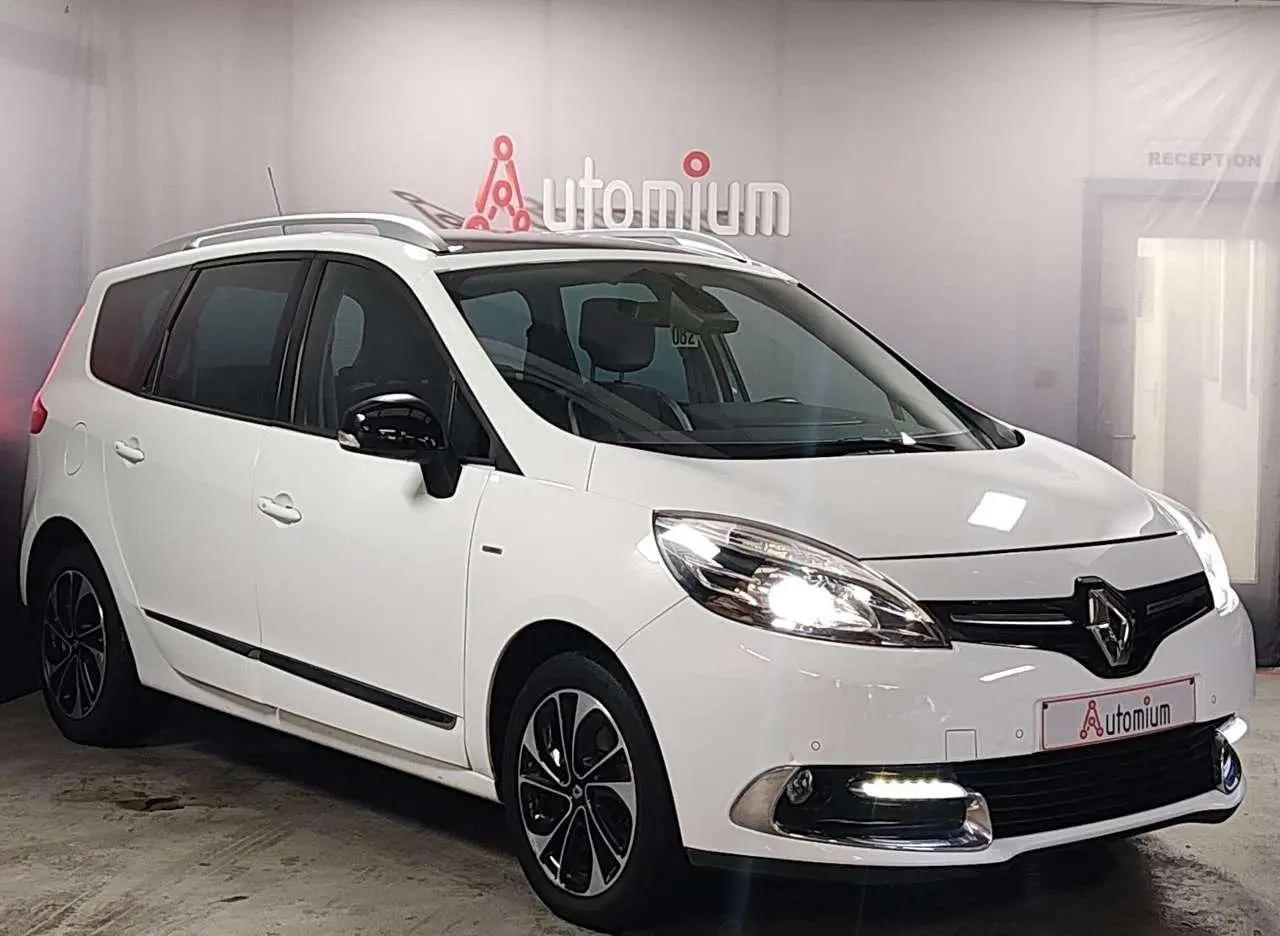 Photo 1 : Renault Scenic 2015 Petrol