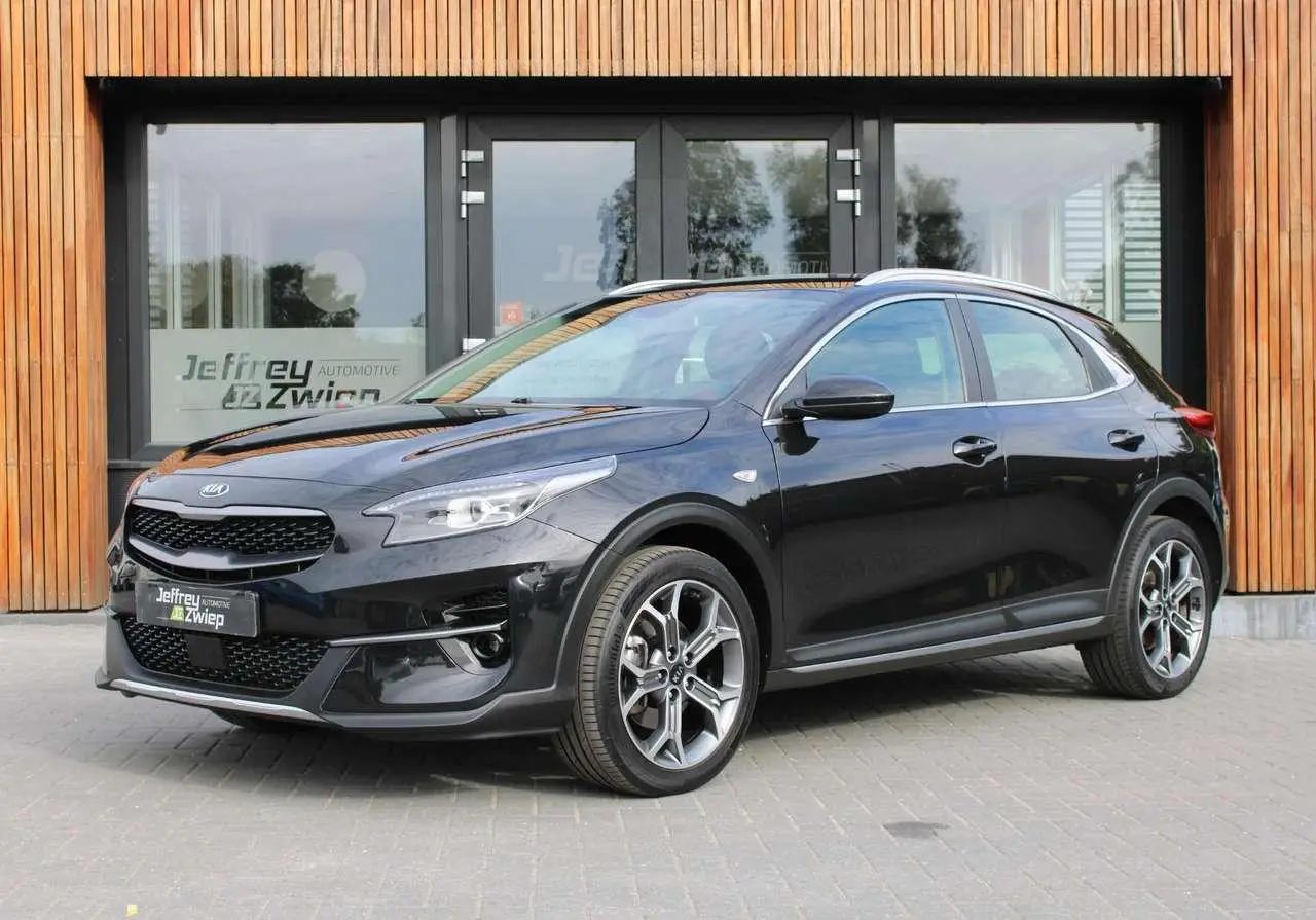 Photo 1 : Kia Xceed 2021 Petrol