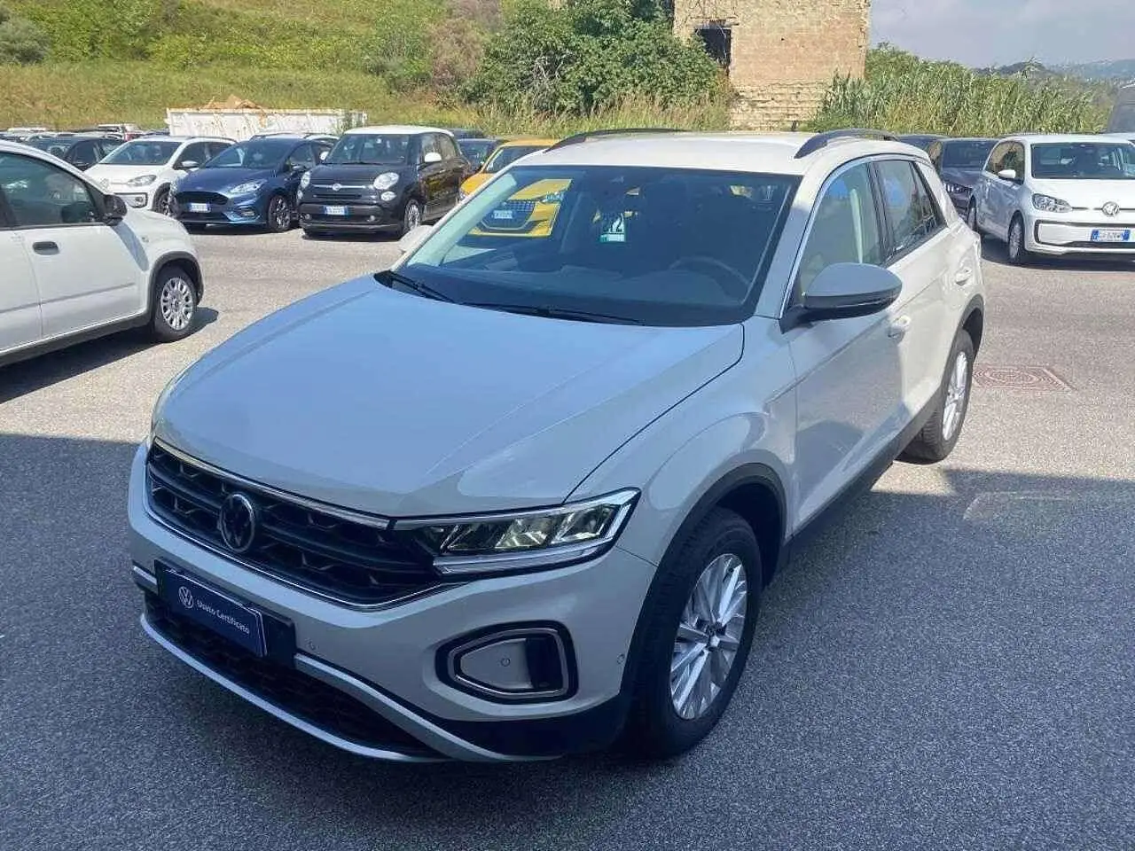 Photo 1 : Volkswagen T-roc 2023 Petrol