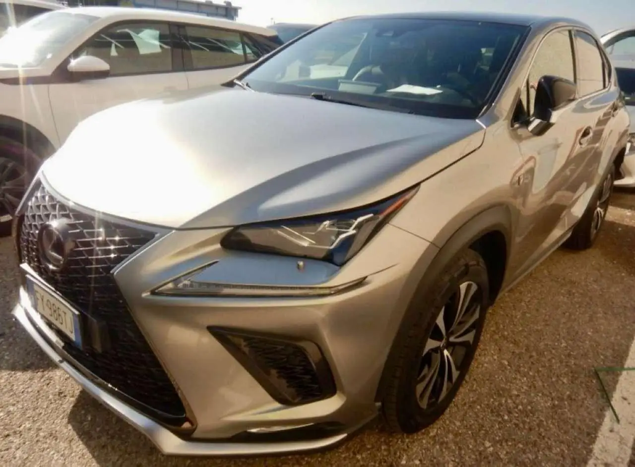 Photo 1 : Lexus Nx 2019 Hybrid