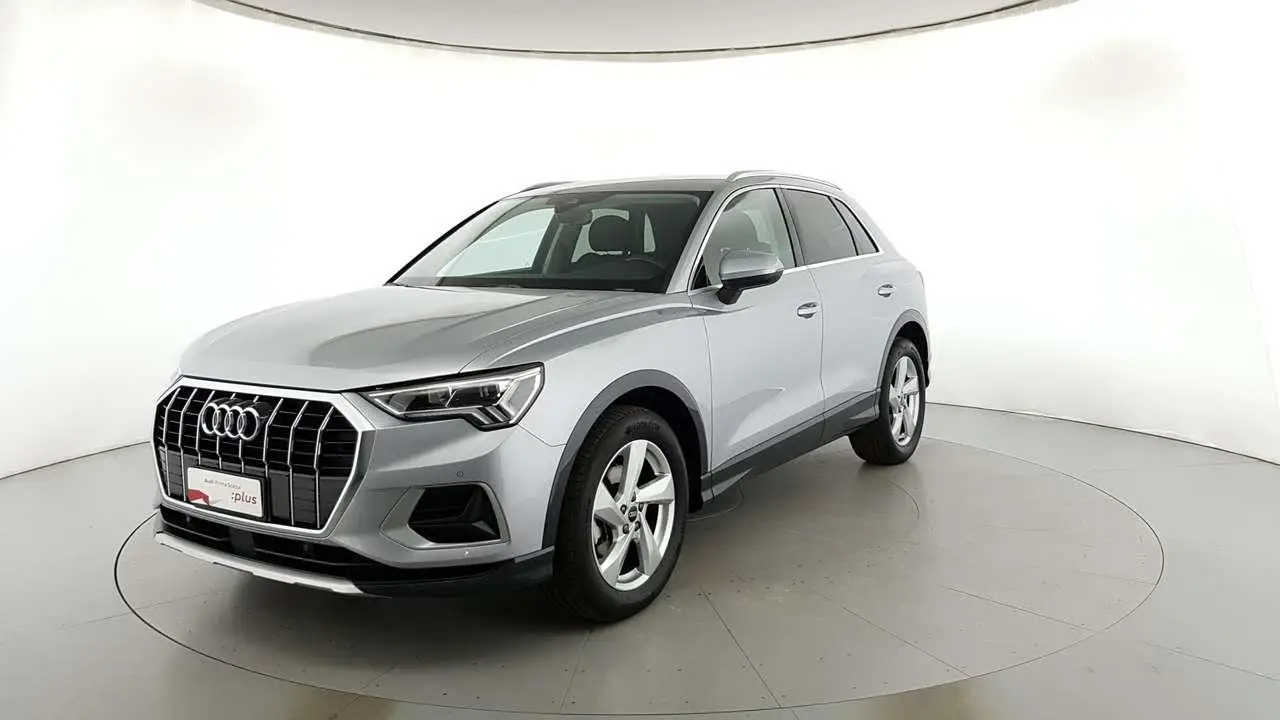 Photo 1 : Audi Q3 2021 Diesel