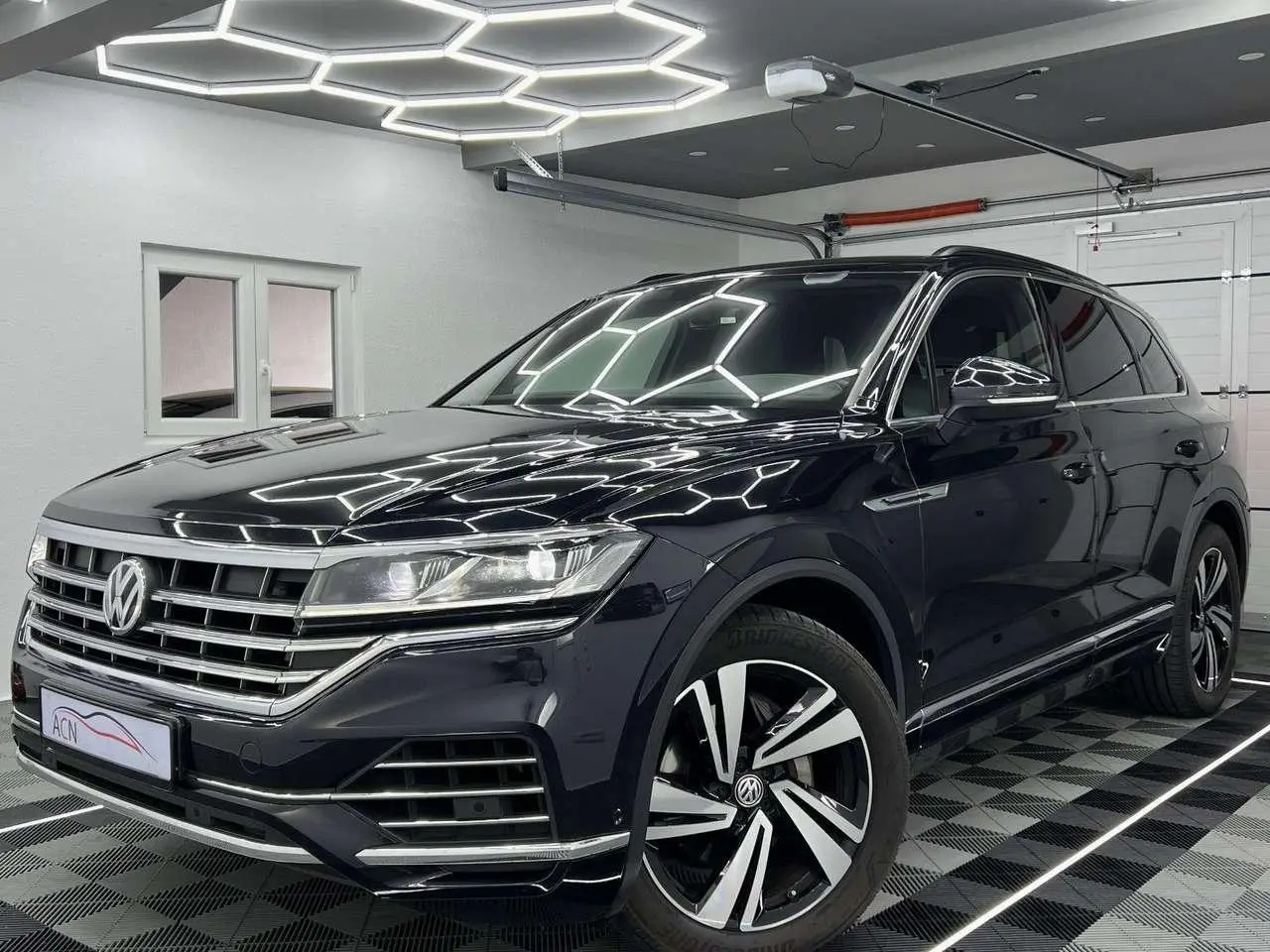 Photo 1 : Volkswagen Touareg 2019 Diesel