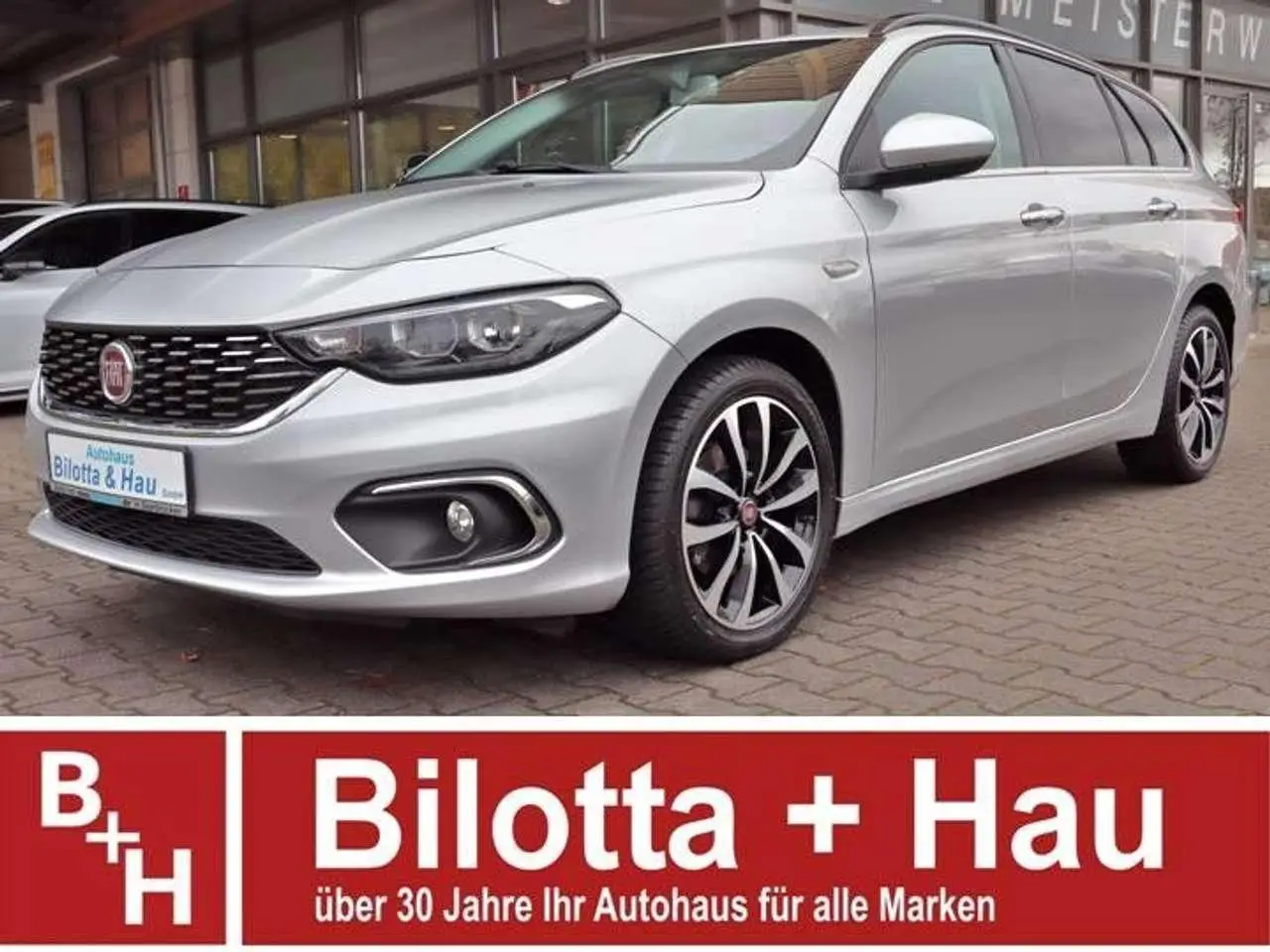 Photo 1 : Fiat Tipo 2016 Essence