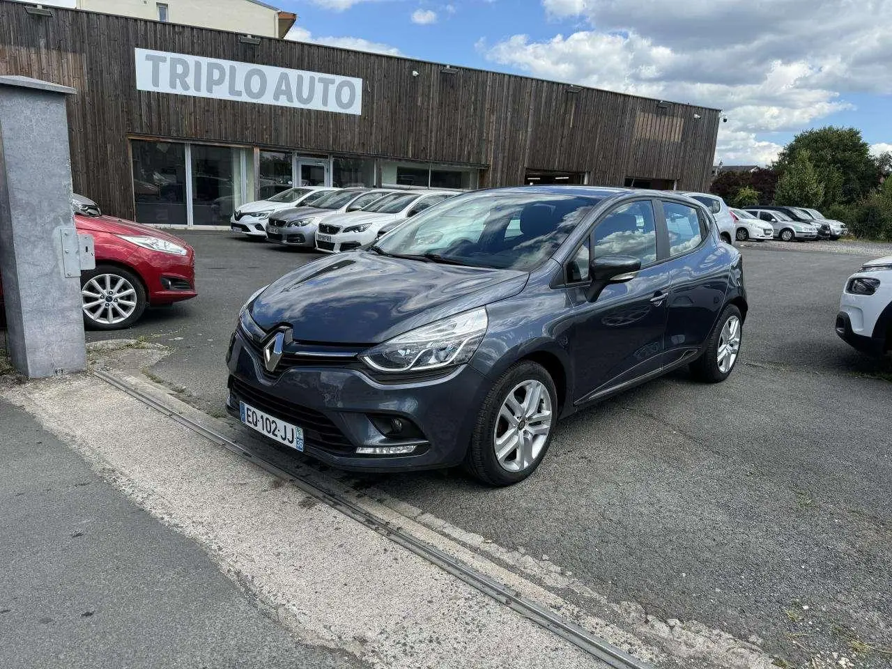 Photo 1 : Renault Clio 2017 Petrol