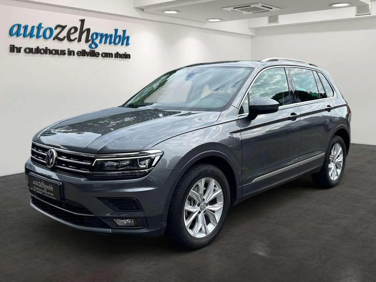 Photo 1 : Volkswagen Tiguan 2018 Essence