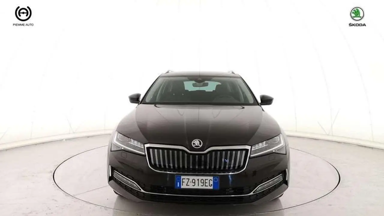 Photo 1 : Skoda Superb 2020 Hybride