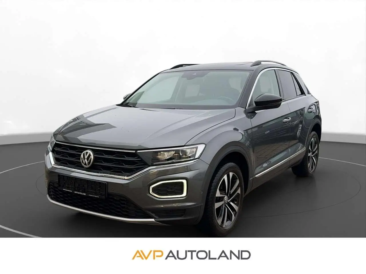 Photo 1 : Volkswagen T-roc 2020 Essence