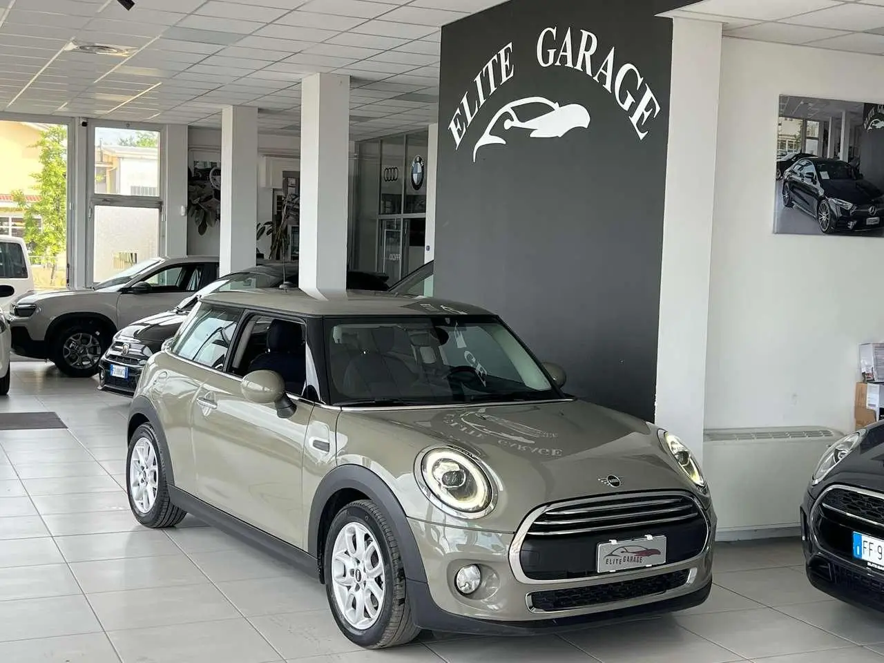 Photo 1 : Mini One 2019 Diesel