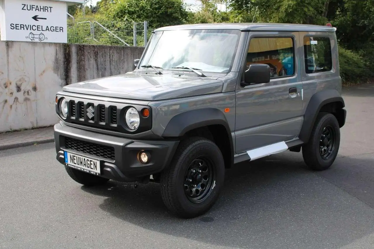 Photo 1 : Suzuki Jimny 2024 Petrol