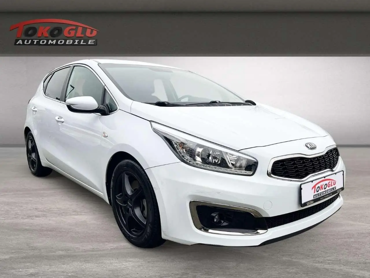 Photo 1 : Kia Ceed 2017 Petrol