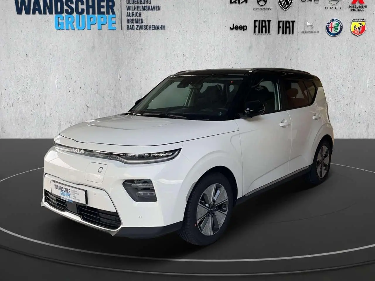 Photo 1 : Kia Soul 2024 Electric