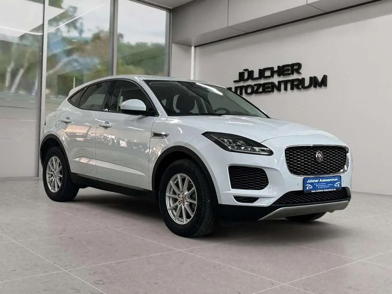 Photo 1 : Jaguar E-pace 2018 Diesel