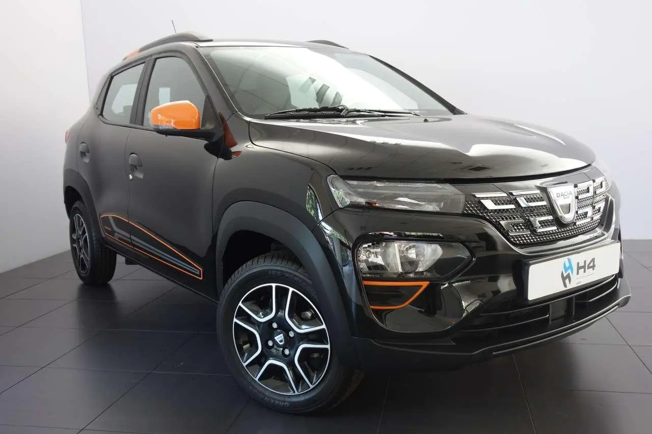 Photo 1 : Dacia Spring 2022 Electric