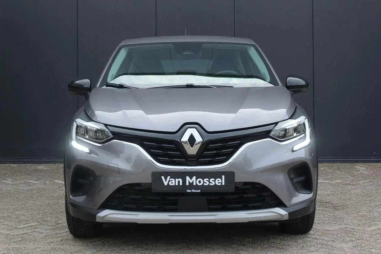 Photo 1 : Renault Captur 2022 Hybrid