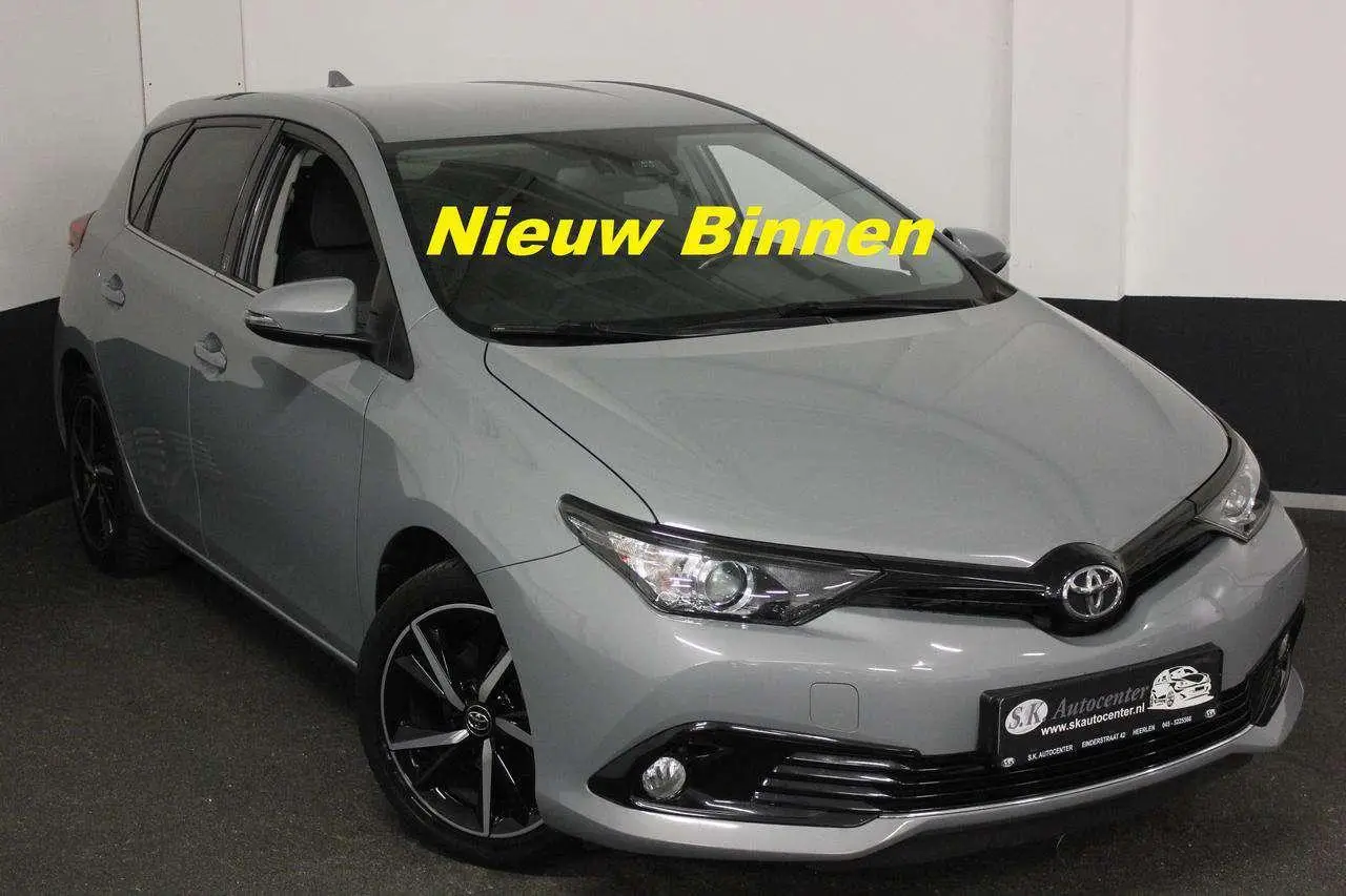 Photo 1 : Toyota Auris 2018 Essence