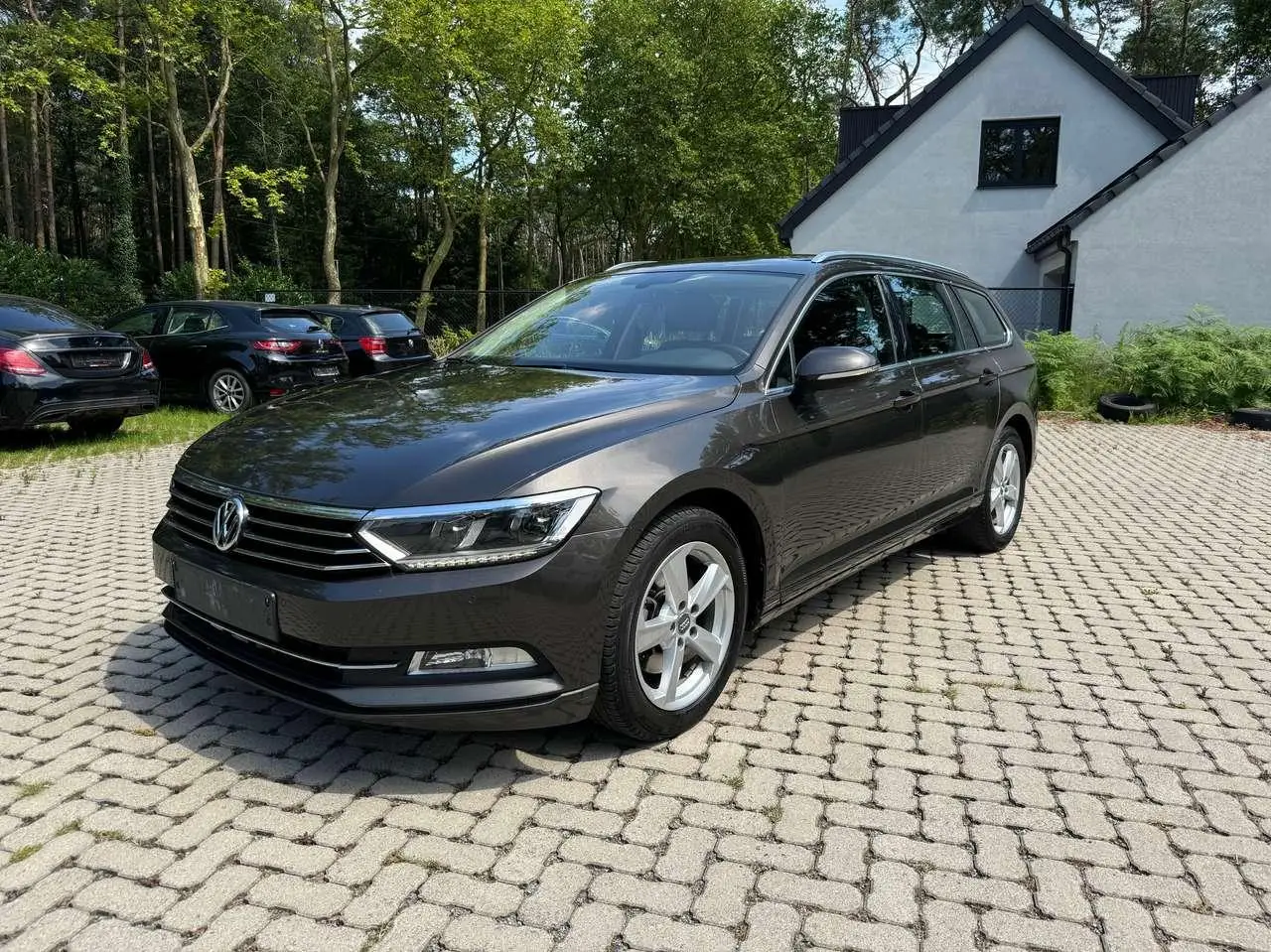 Photo 1 : Volkswagen Passat 2018 Petrol