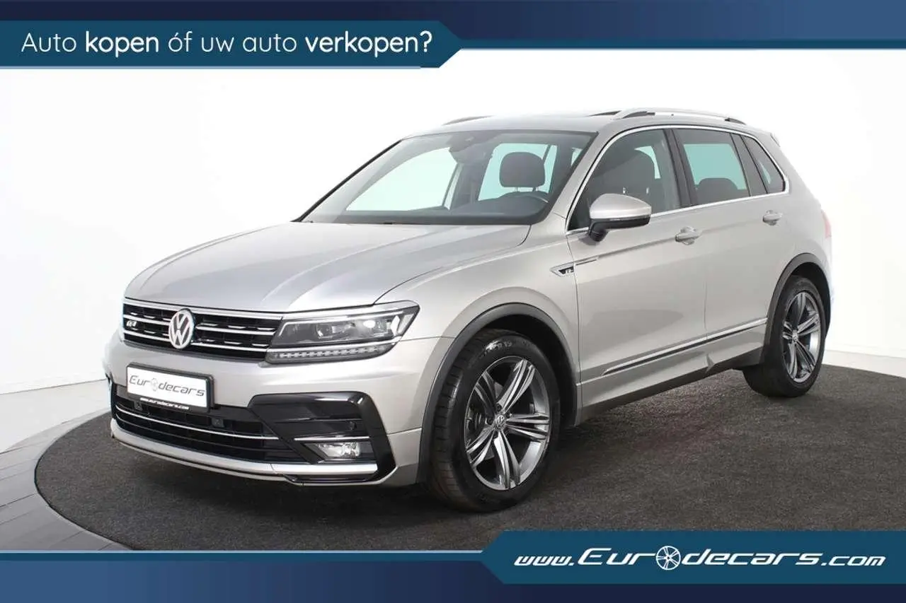 Photo 1 : Volkswagen Tiguan 2017 Essence