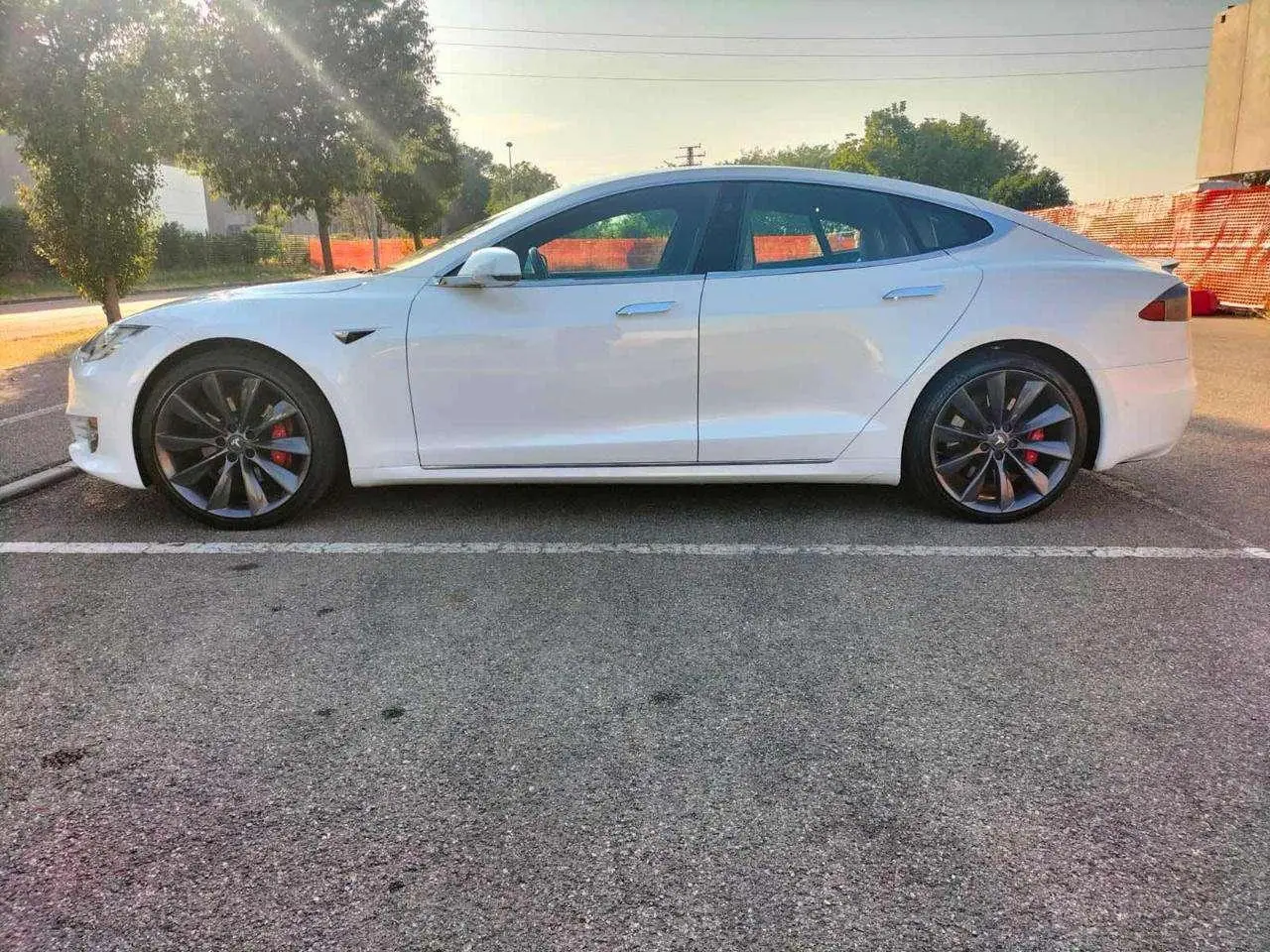 Photo 1 : Tesla Model S 2018 Électrique