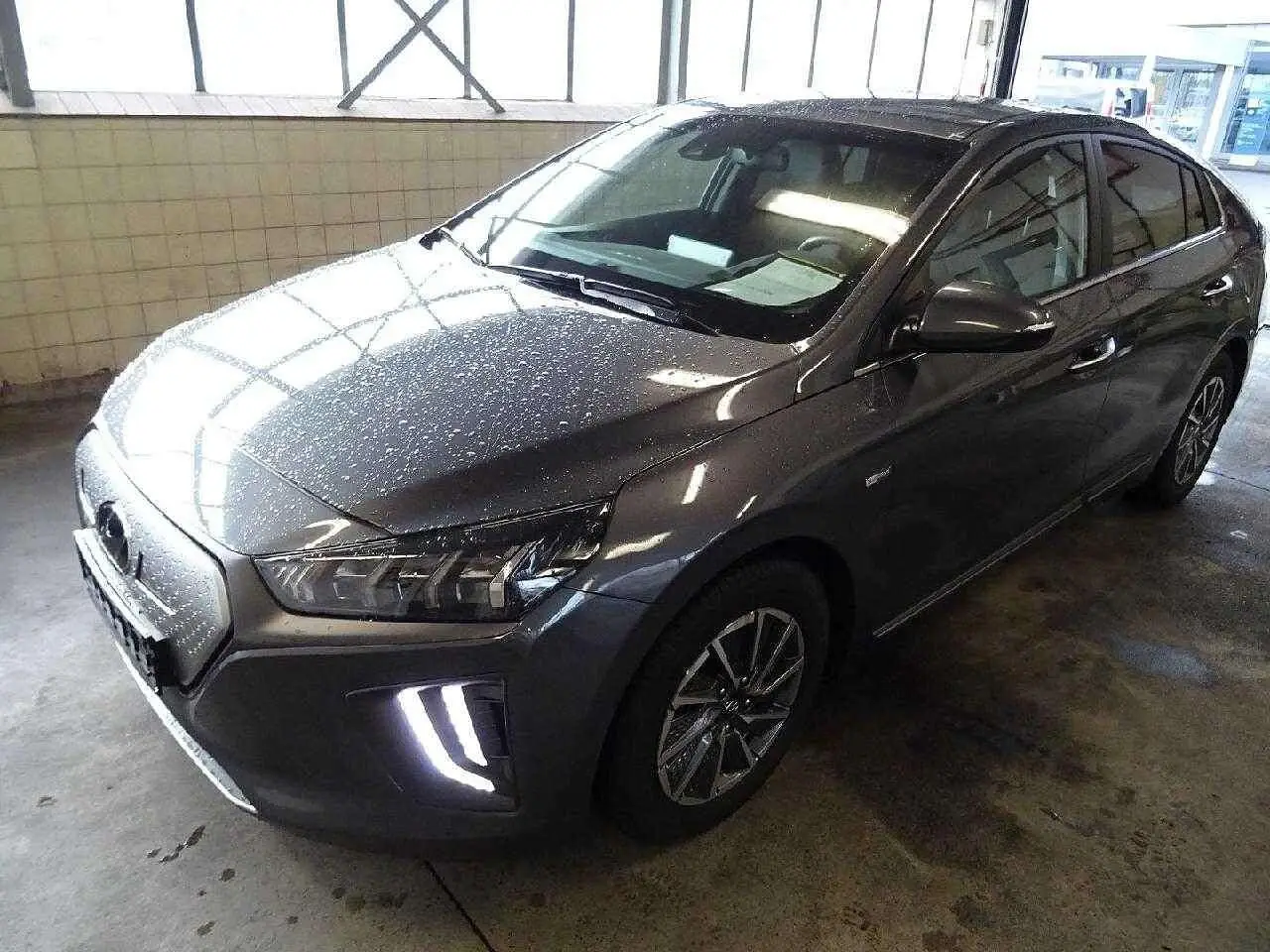 Photo 1 : Hyundai Ioniq 2023 Électrique