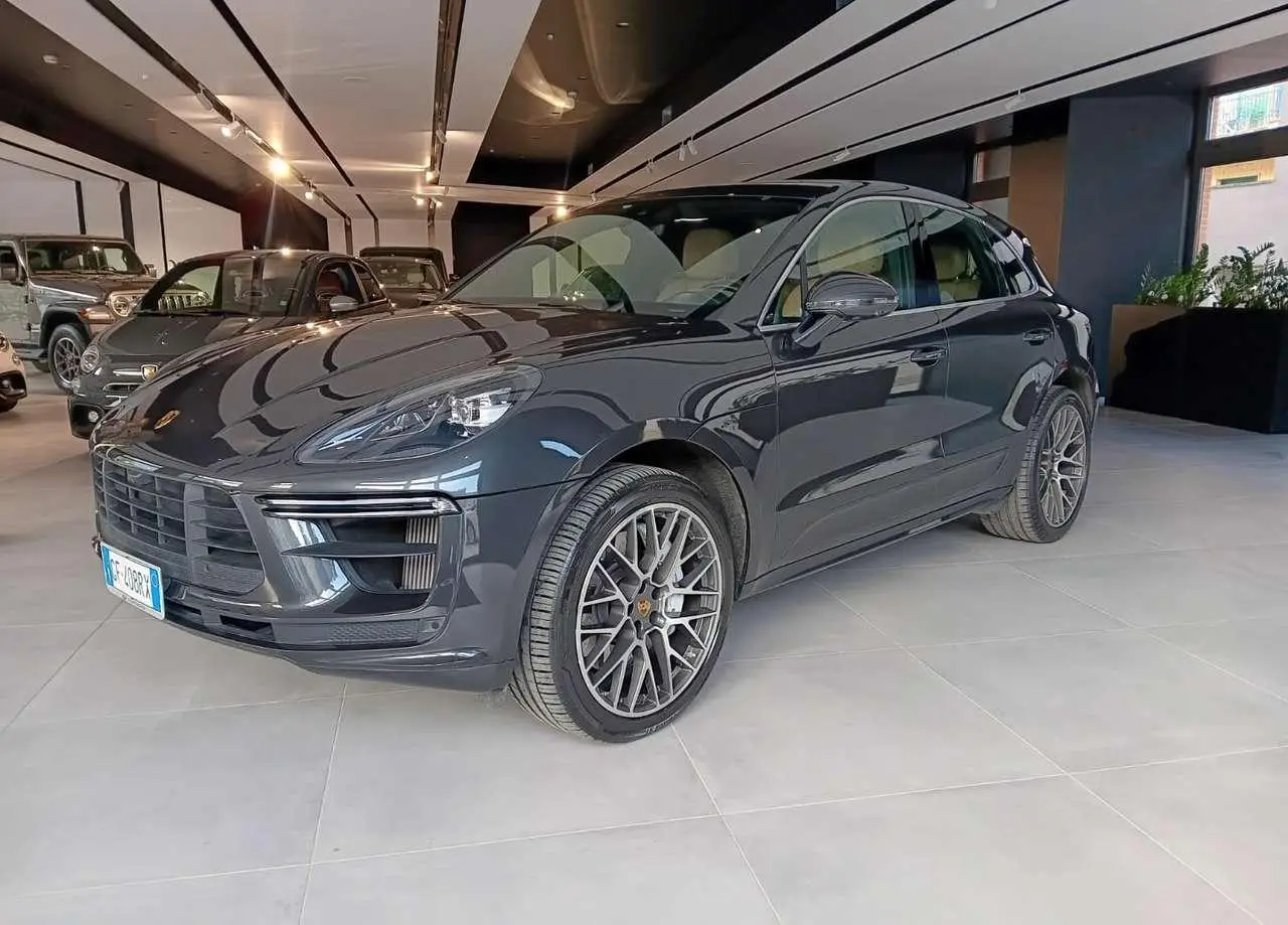 Photo 1 : Porsche Macan 2021 Essence