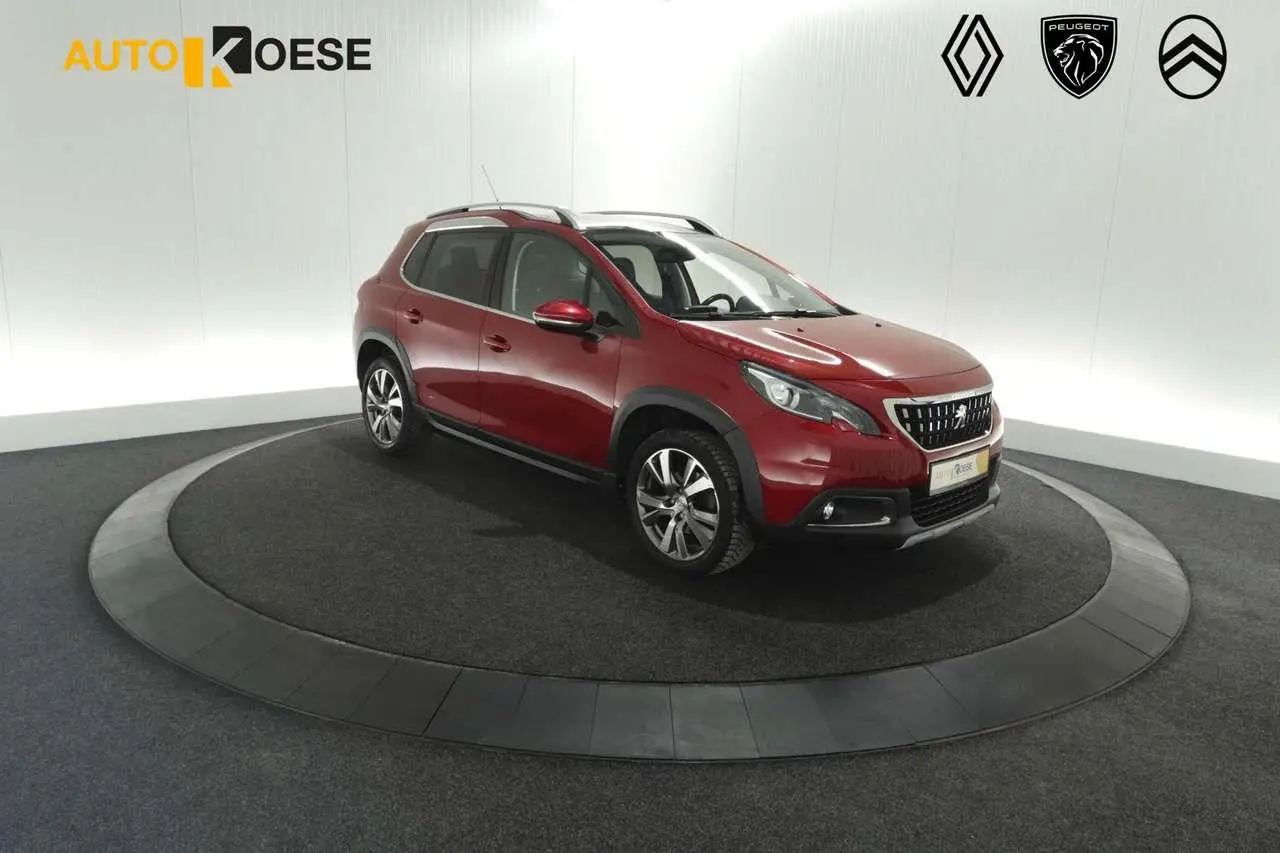 Photo 1 : Peugeot 2008 2018 Petrol