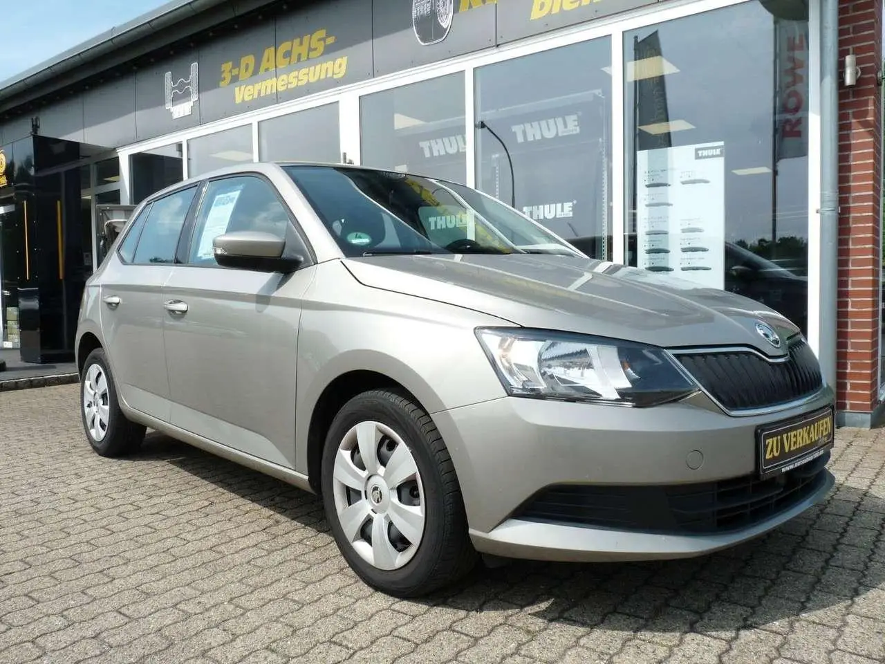 Photo 1 : Skoda Fabia 2016 Petrol