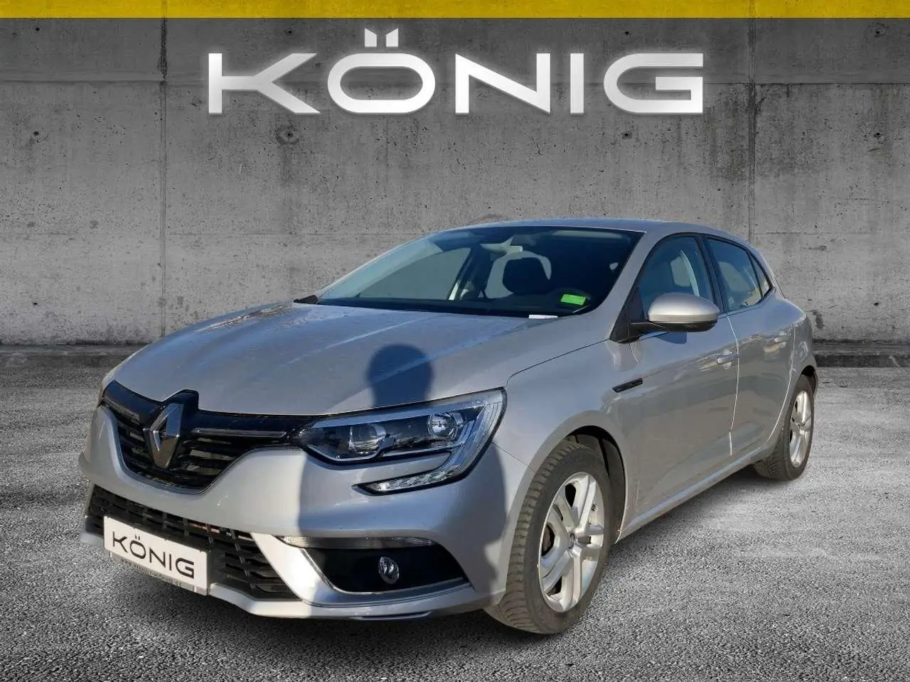 Photo 1 : Renault Megane 2016 Essence