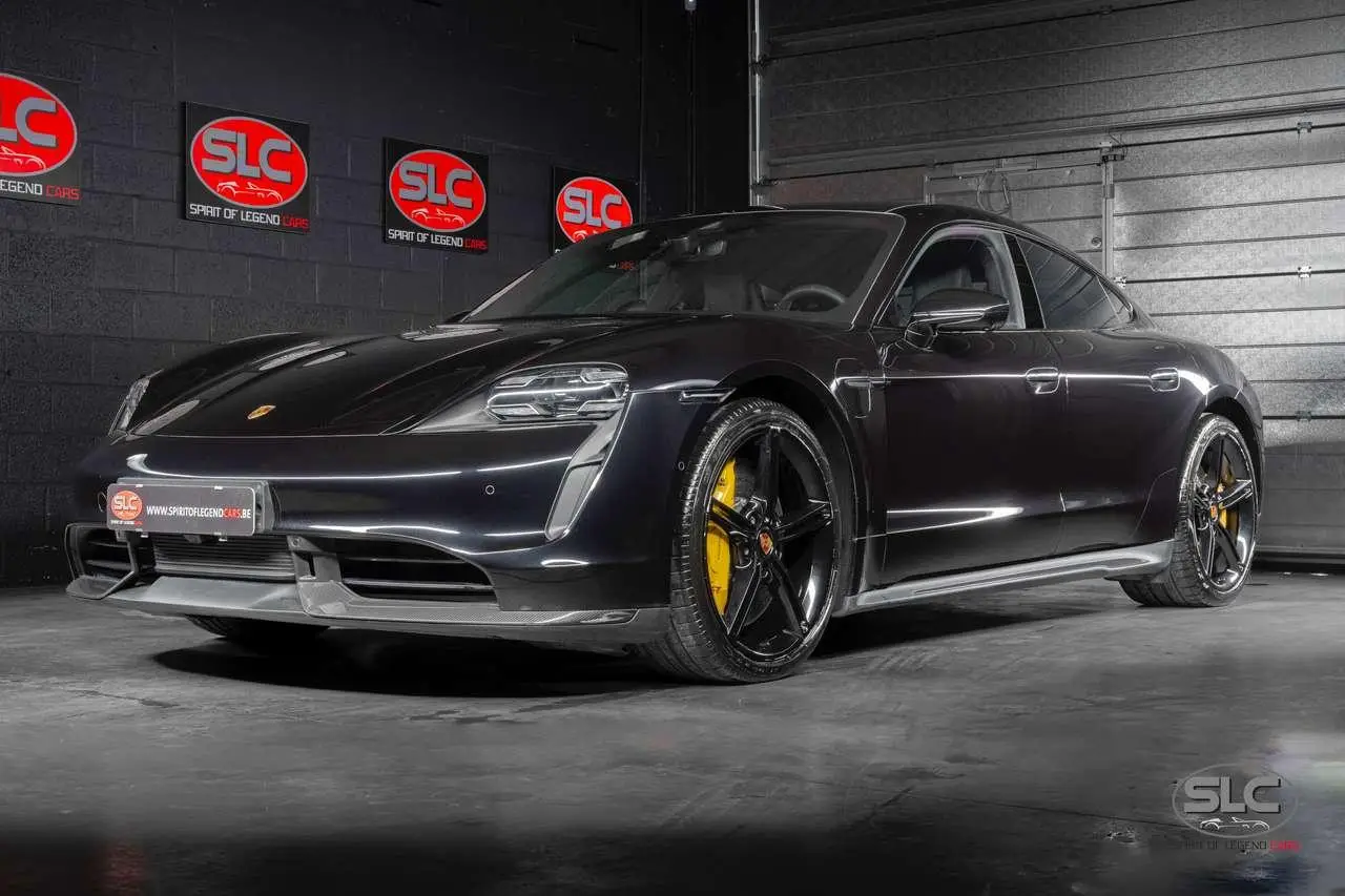 Photo 1 : Porsche Taycan 2020 Electric