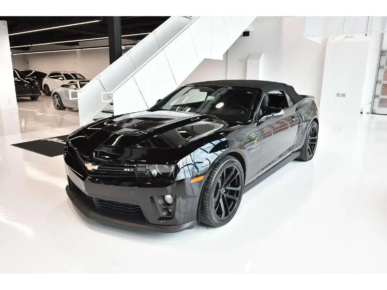 Photo 1 : Chevrolet Camaro 2015 Essence