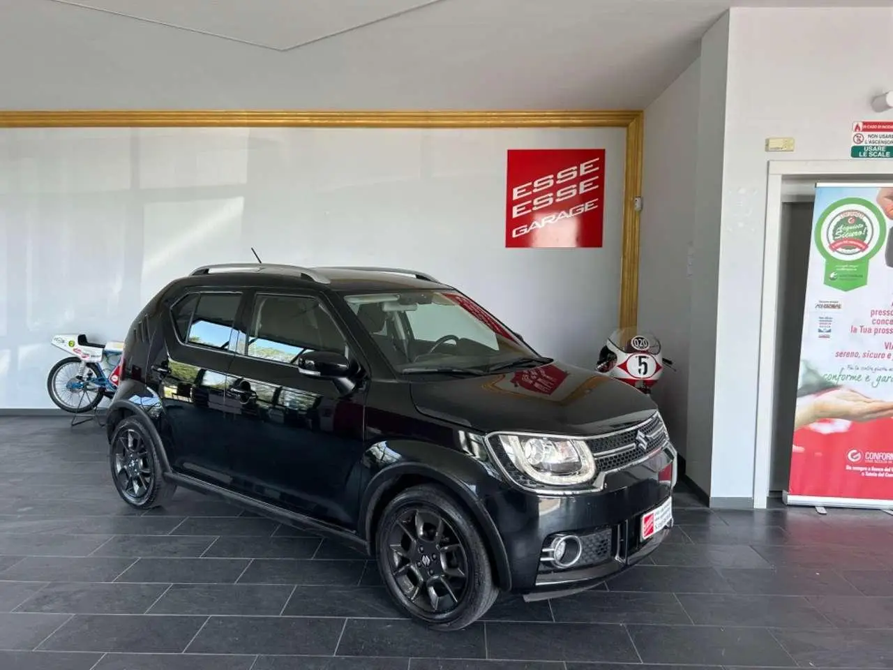 Photo 1 : Suzuki Ignis 2017 Petrol