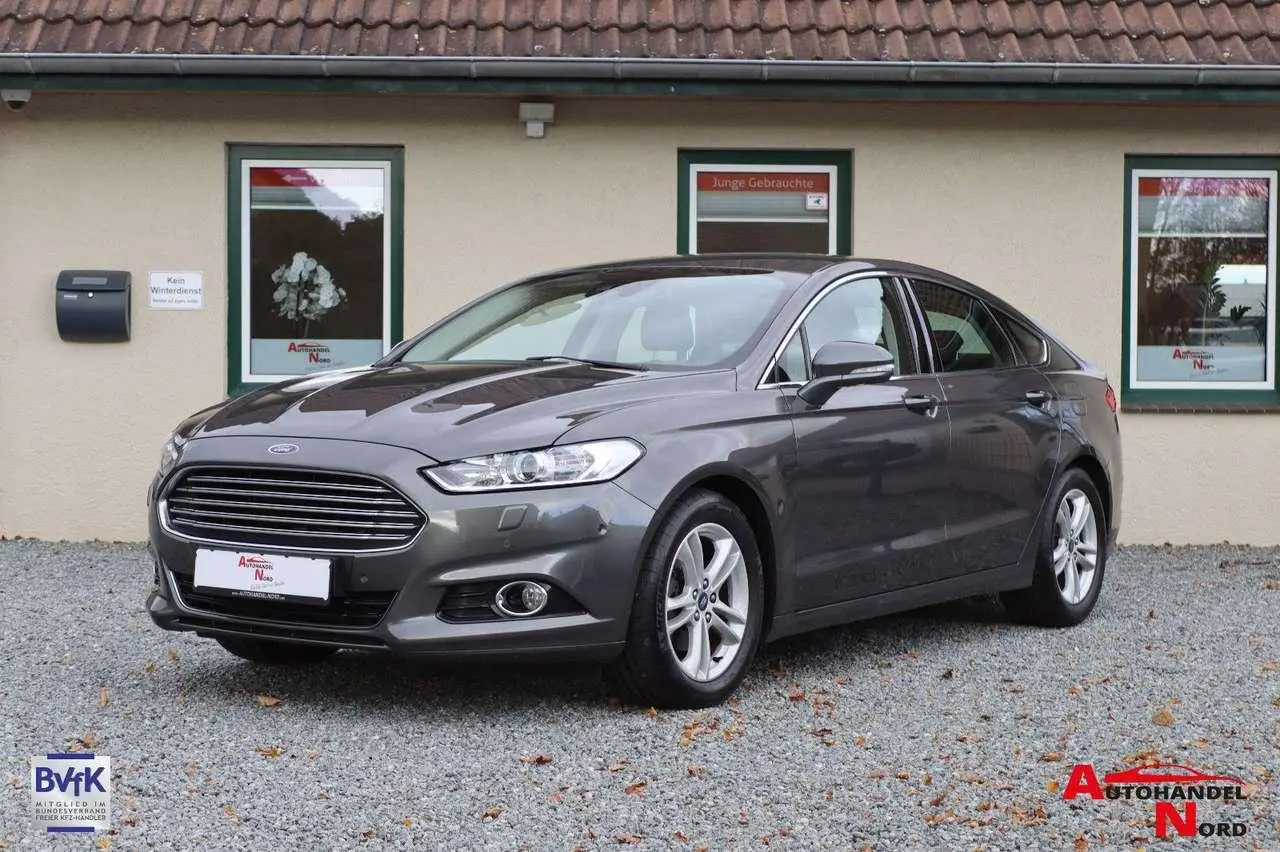 Photo 1 : Ford Mondeo 2018 Petrol