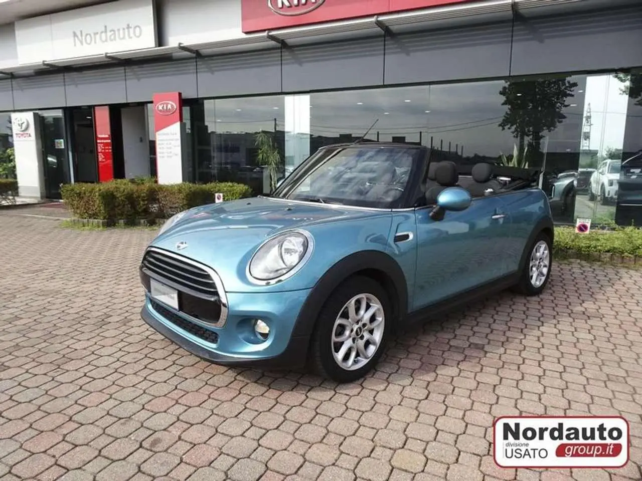 Photo 1 : Mini Cooper 2017 Diesel