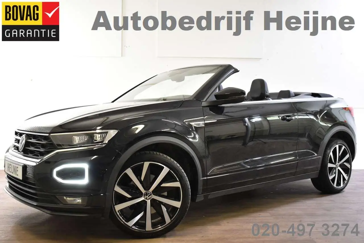 Photo 1 : Volkswagen T-roc 2021 Essence