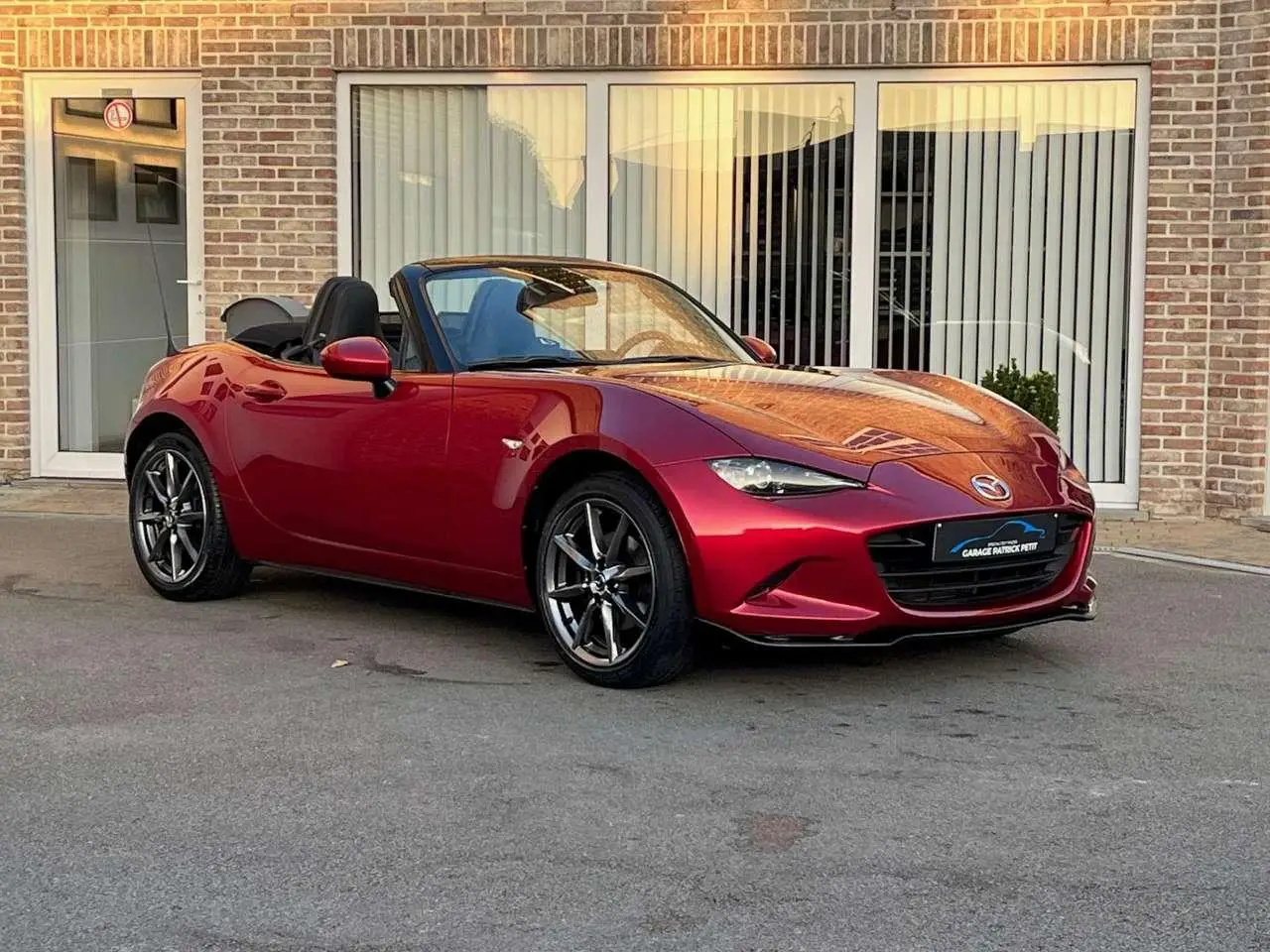 Photo 1 : Mazda Mx-5 2017 Essence