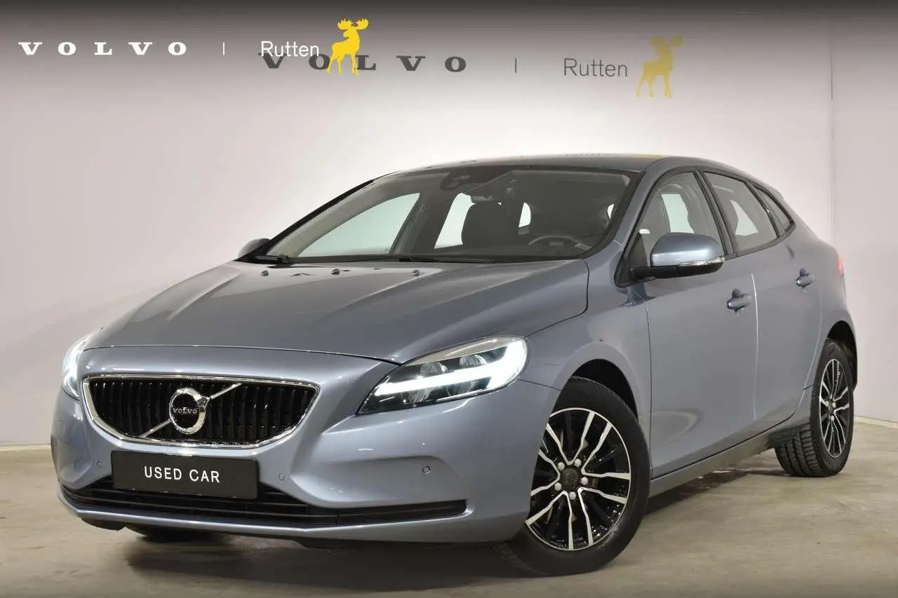 Photo 1 : Volvo V40 2016 Essence