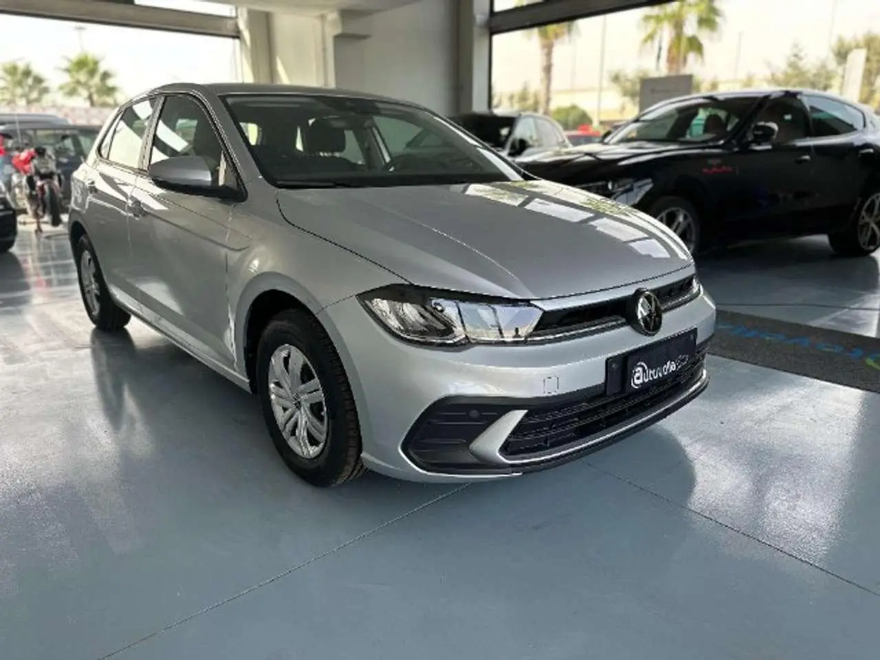 Photo 1 : Volkswagen Polo 2024 Petrol