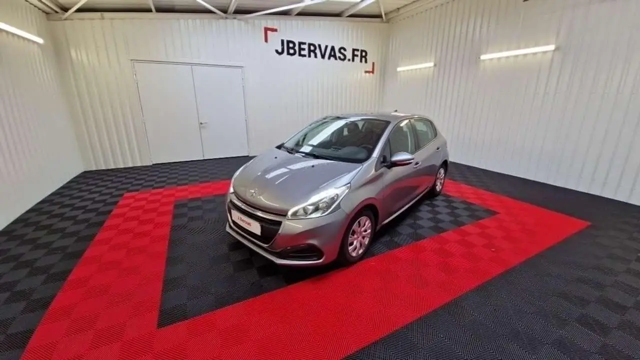 Photo 1 : Peugeot 208 2019 Diesel