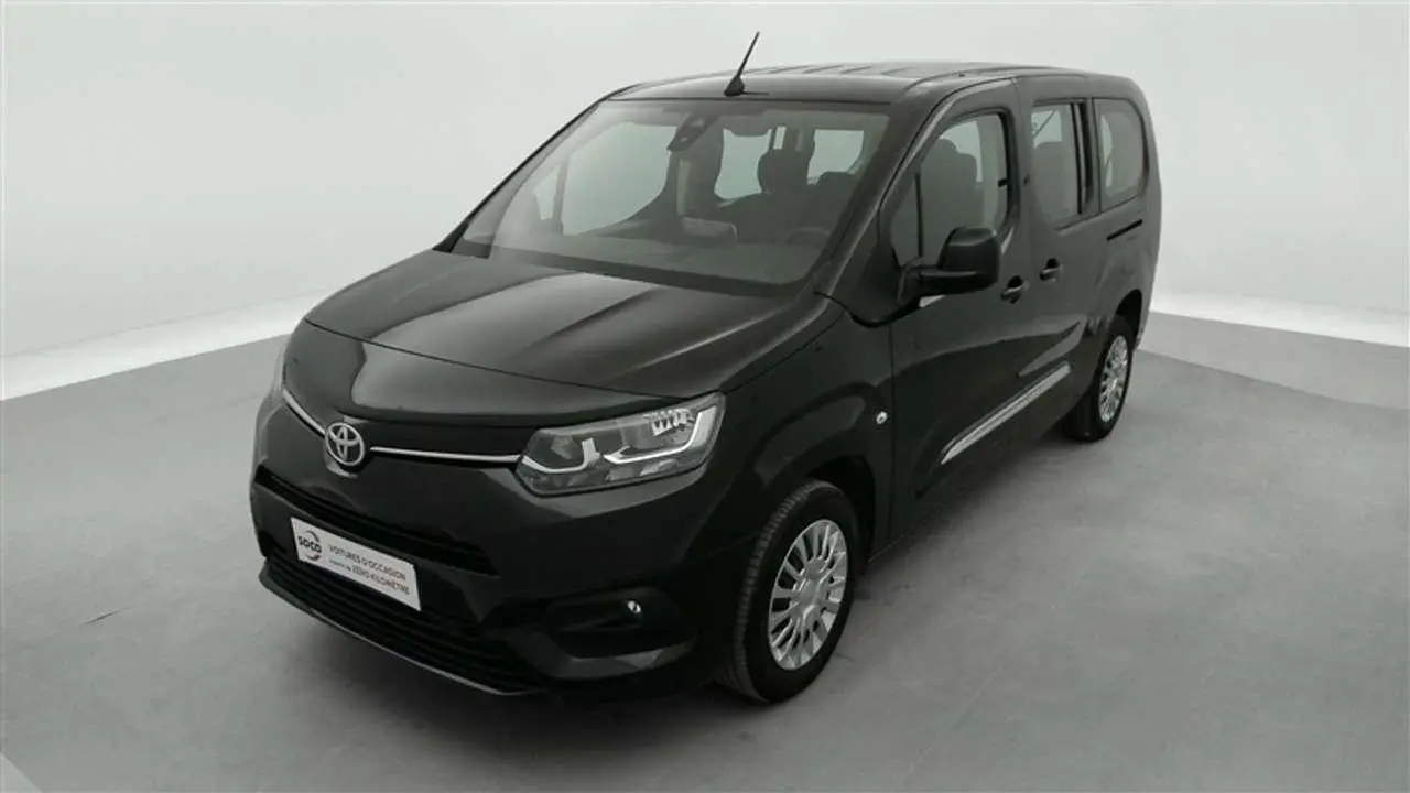 Photo 1 : Toyota Proace 2021 Essence