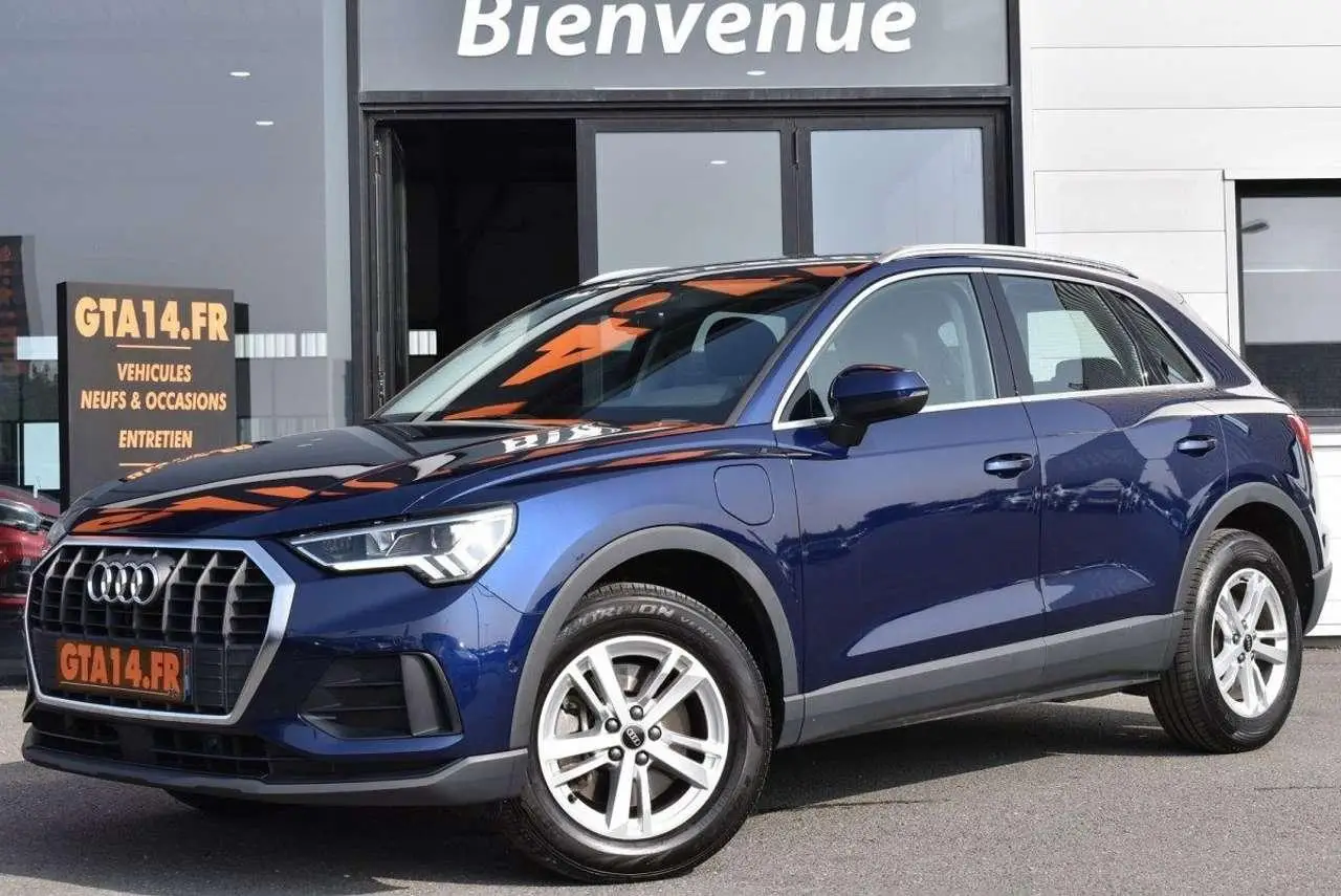 Photo 1 : Audi Q3 2022 Hybride